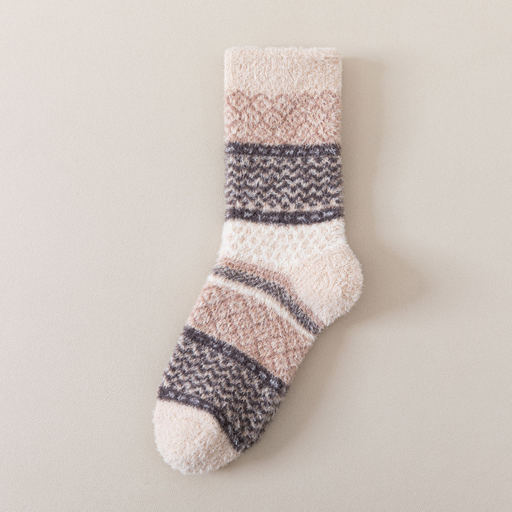 🧦 Calcetines afelpados con diseño invernal