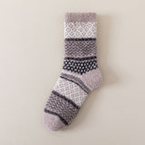 🧦 Calcetines afelpados con diseño invernal