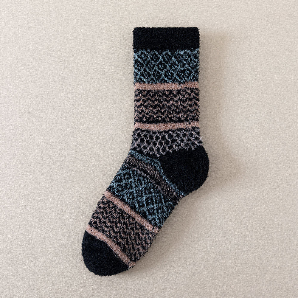 🧦 Calcetines afelpados con diseño invernal