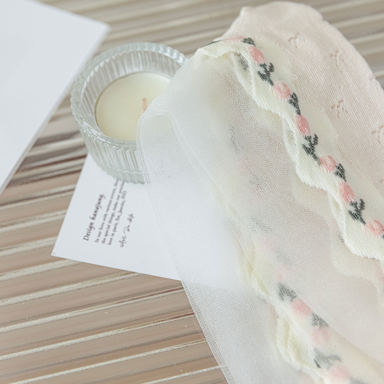 Calcetines Transparentes con Encaje y Bordado de Rosas – Estilo Romántico Vintage