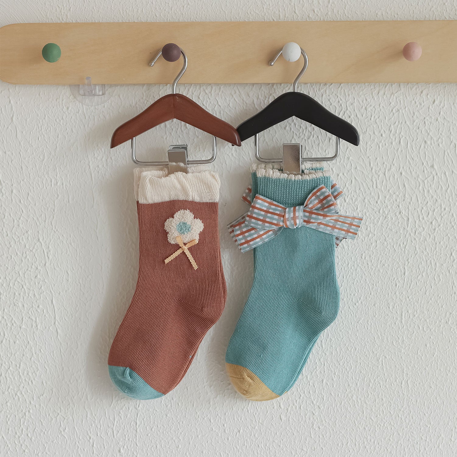 Calcetines Infantiles con Lazos y Flores