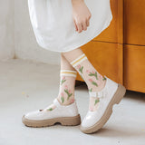 "Calcetines Transparentes con Tulipanes Bordados – Estilo Vintage Romántico