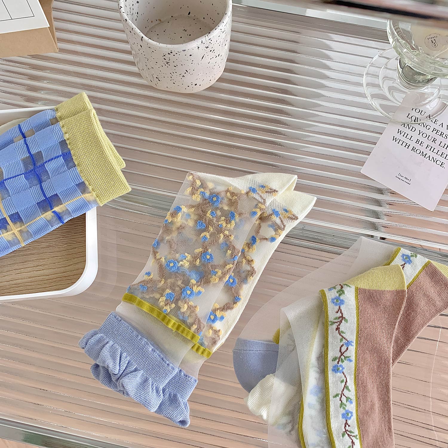 🌼 "Flores de Primavera con Encanto" 💙🧦