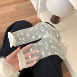 Calcetines Encantados con Flores de Ensueño" 🌸🧦✨