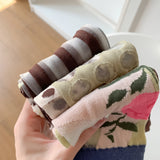 Calcetines Artísticos de Malla Trenzada – Estilo Retro Chic