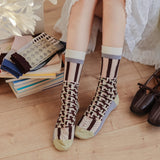 Calcetines Artísticos de Malla Trenzada – Estilo Retro Chic
