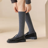 Calcetines Altos de Algodón en Colores Básicos – Suaves y Cómodos