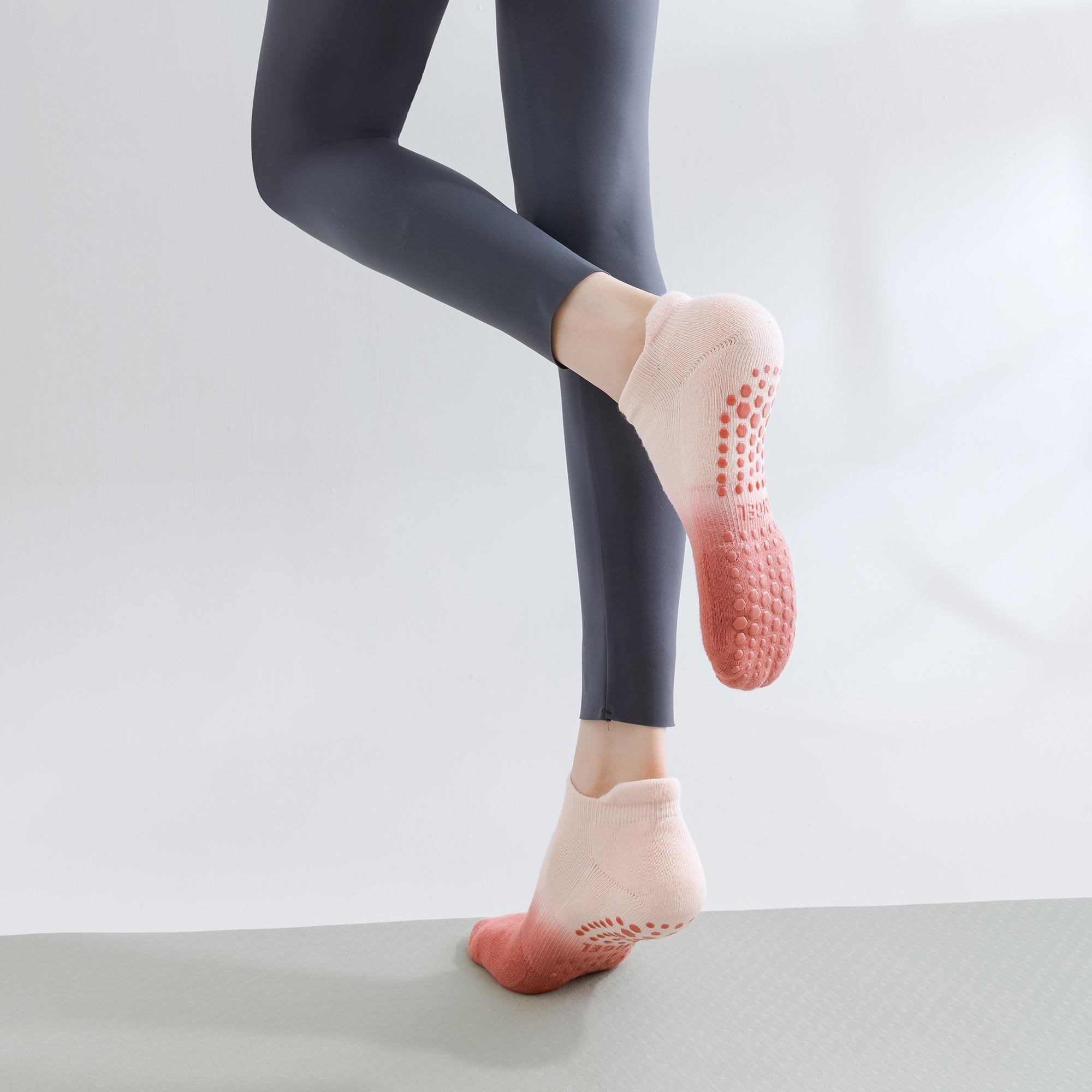 Calcetines de Yoga con Orejas y Diseño Tie-Dye