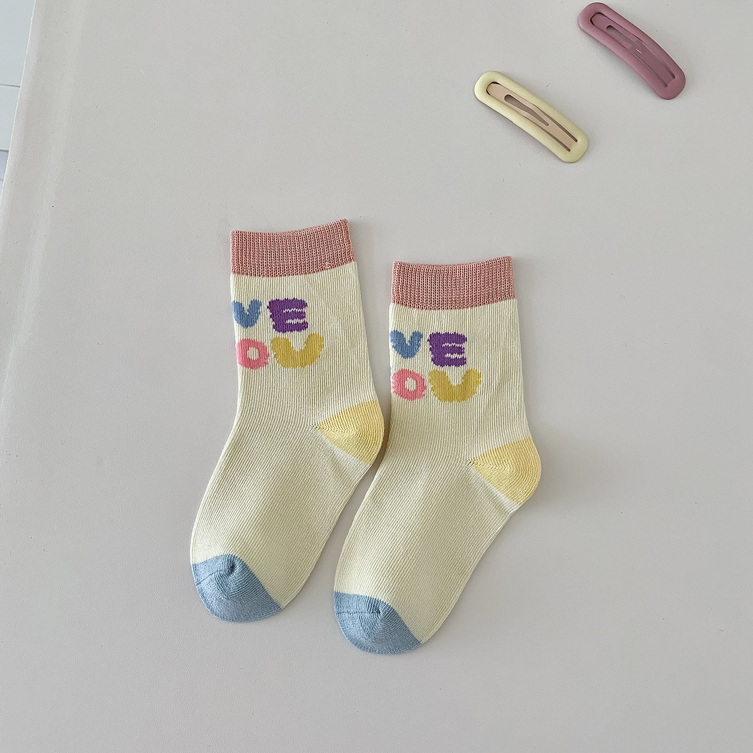 Amiguitos Perrunos 🐶🧦🌈
