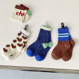 ¡Calcetines Traviesos! 🐻🧦✨