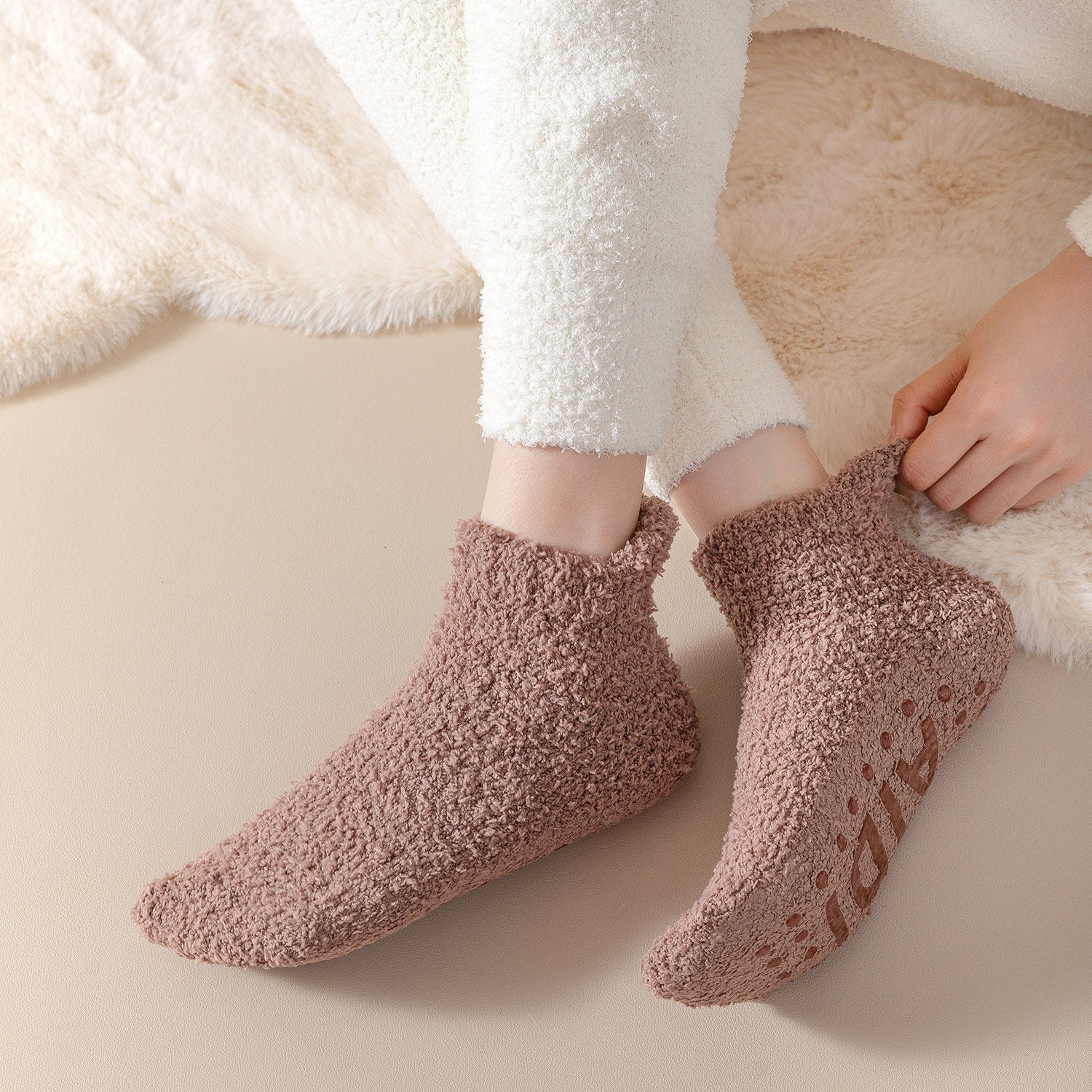 Calcetines de Estar por Casa Cortos, Peludos y Antideslizantes