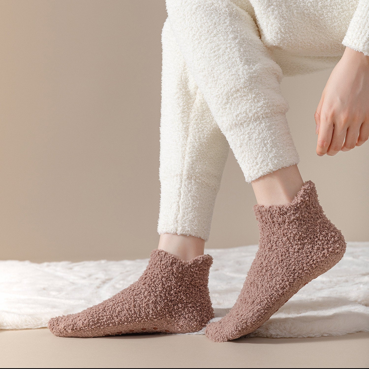 Calcetines de Estar por Casa Cortos, Peludos y Antideslizantes