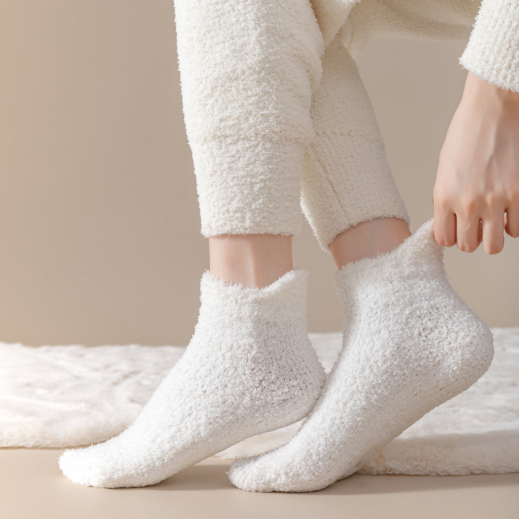 Calcetines de Estar por Casa Cortos, Peludos y Antideslizantes