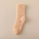 🧦✨ Calcetines Peluditos para el Invierno — ¡Dulces, Suaves y Súper Cálidos! 🐻❄️