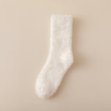 🧦✨ Calcetines Peluditos para el Invierno — ¡Dulces, Suaves y Súper Cálidos! 🐻❄️