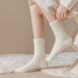 🧦✨ Calcetines Peluditos para el Invierno — ¡Dulces, Suaves y Súper Cálidos! 🐻❄️