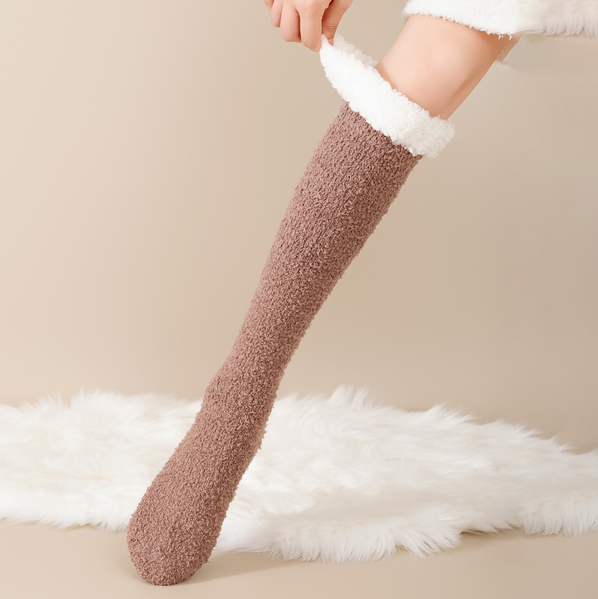 Calcetines Altos de Algodón — Comodidad y Estilo