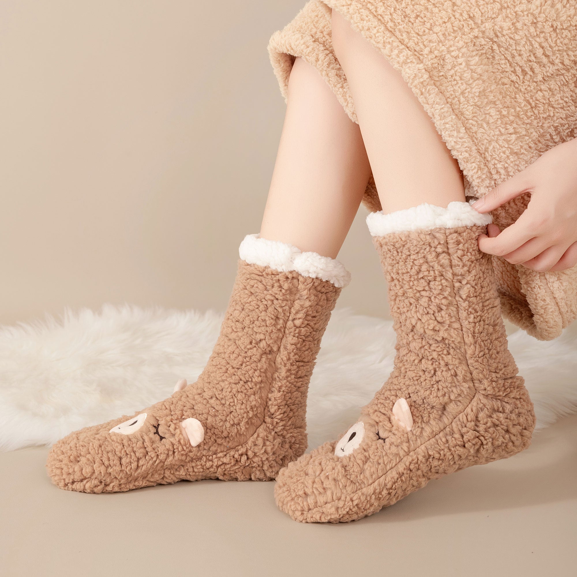 Calcetines Cortos de Felpa con Antideslizante y Estilo Animal